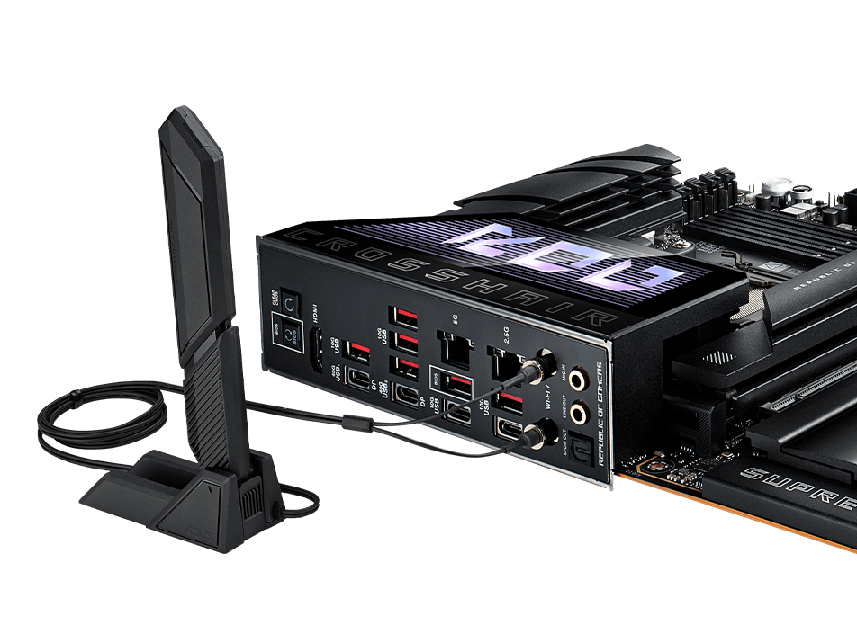 ROG Crosshair X870E Hero avec ASUS WiFi Q-Antenna